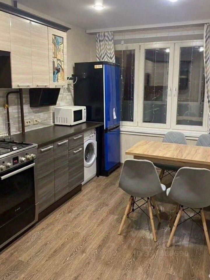 Продажа 1-комн квартиры на вторичном рынке Инициативная улица,  д. 12