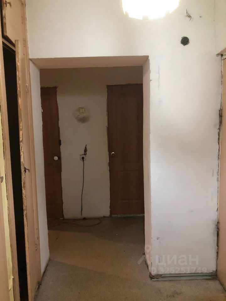 Продажа 2-комн квартиры на вторичном рынке Климовск мкр, улица Советская,  д. 1