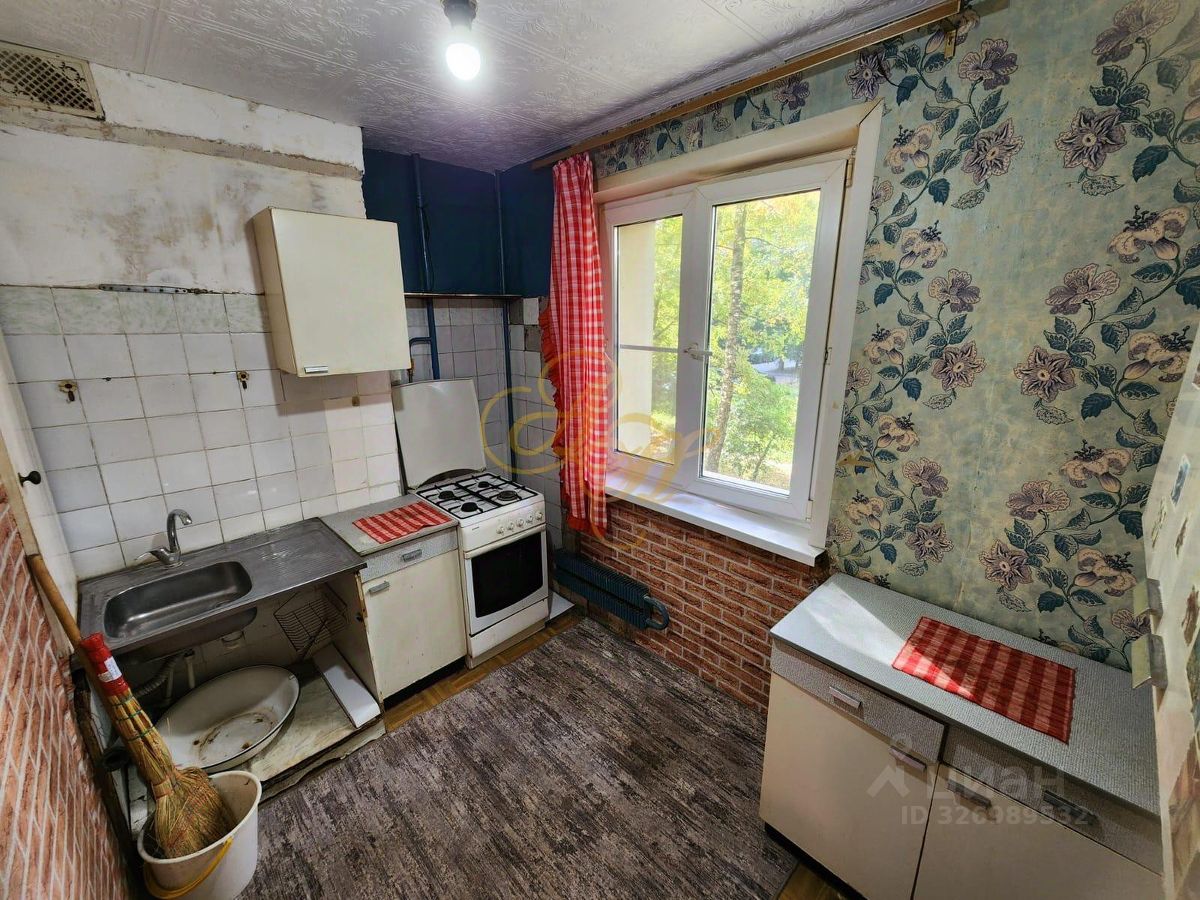 Продажа 2-комн квартиры на вторичном рынке Клин, Ленинградская улица, 19