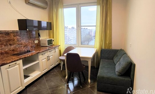 Продажа 2-комн квартиры на вторичном рынке Будапештская улица,  д. 2 к1 с1