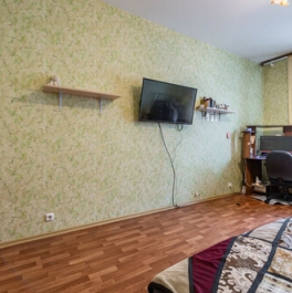 Продажа 1-комн квартиры на вторичном рынке Ленинский пр-кт,  д. 57,  к. 1