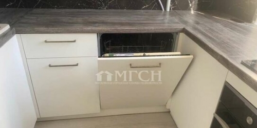 4-комн квартира улица Бутлерова,  д. 10