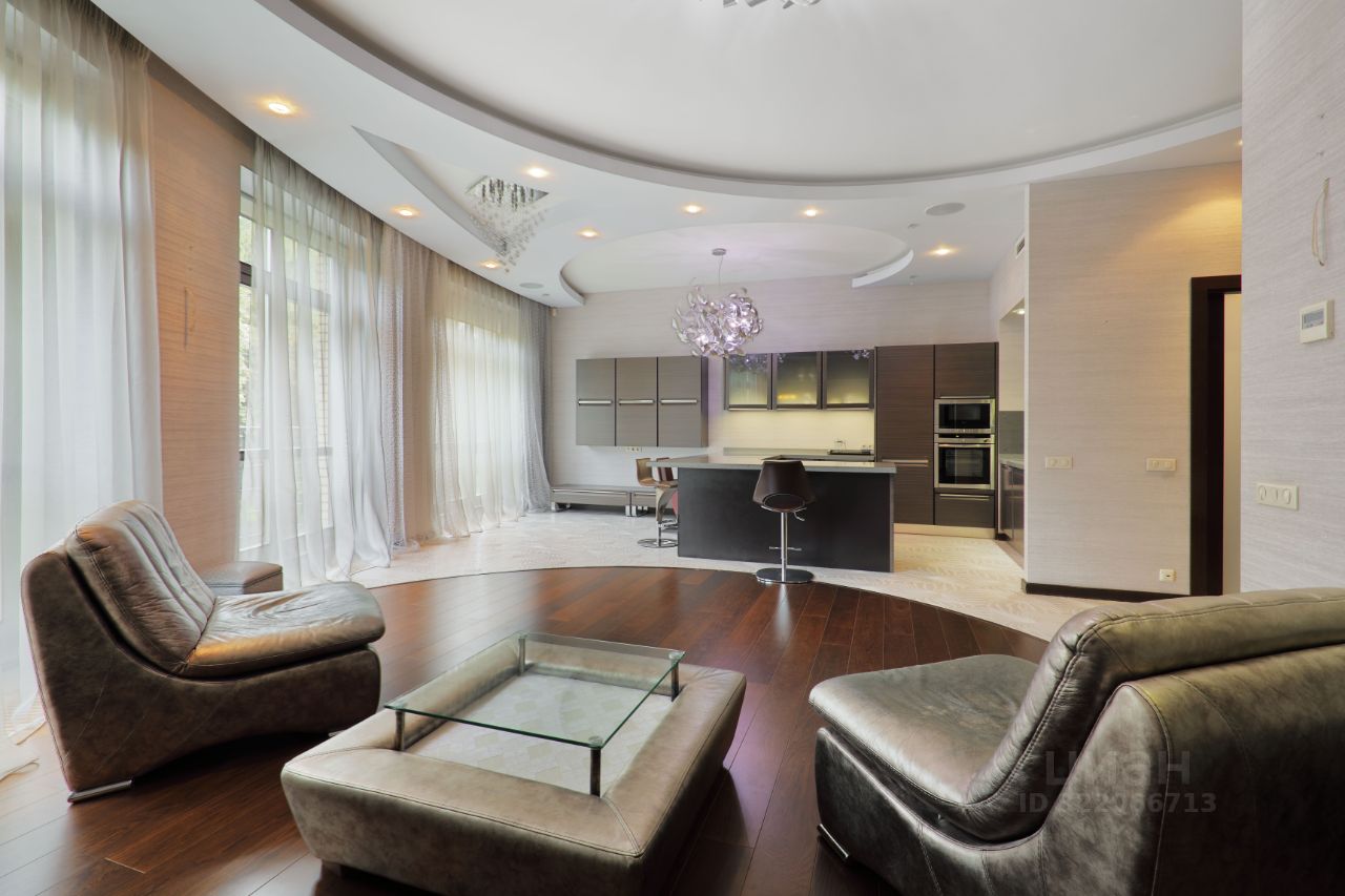 Продажа 3-комн квартиры на вторичном рынке Староволынская улица, 15к1