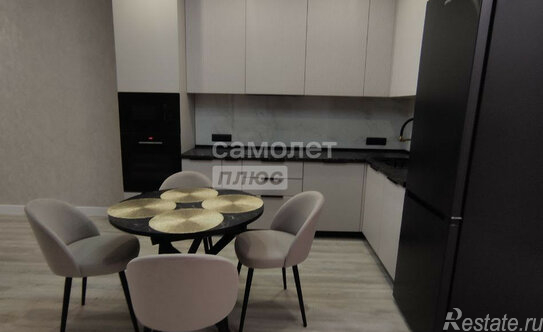 Продажа 2-комн квартиры на вторичном рынке улица Лётчика Осканова