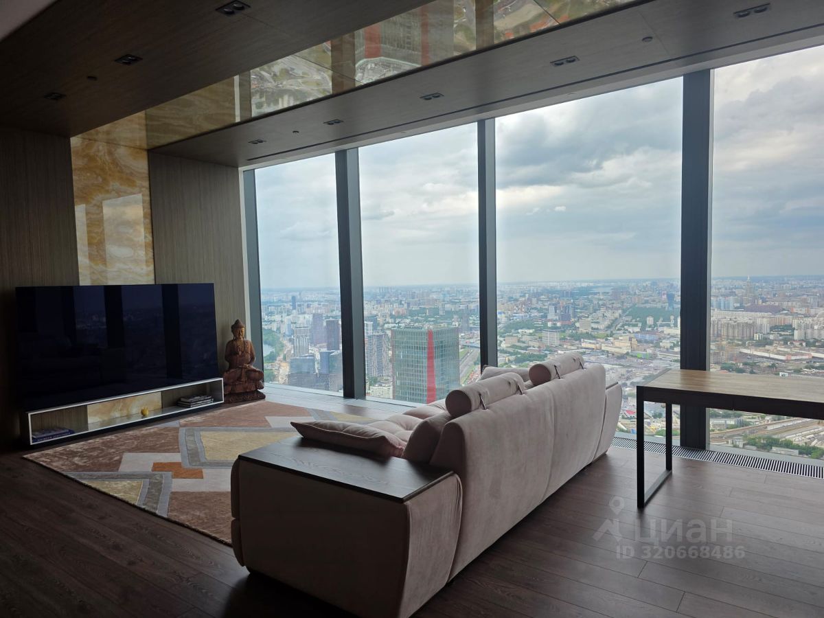 Продажа 2-комн квартиры на вторичном рынке 1-й Красногвардейский проезд, 22с2