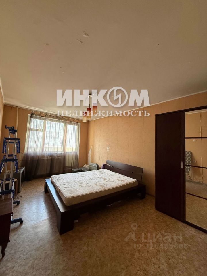 Продажа 3-комн квартиры на вторичном рынке Ангарская улица, 26К4