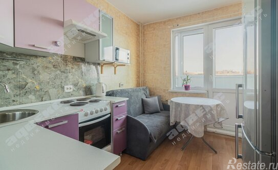 Продажа 1-комн квартиры на вторичном рынке Колпинское шоссе,  д. 10,  к. 5