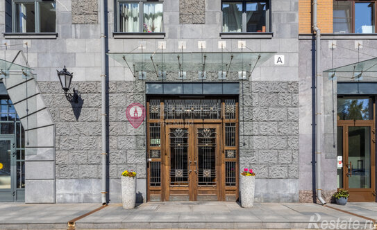 Продажа 3-комн квартиры на вторичном рынке ул Кирочная,  д. 62