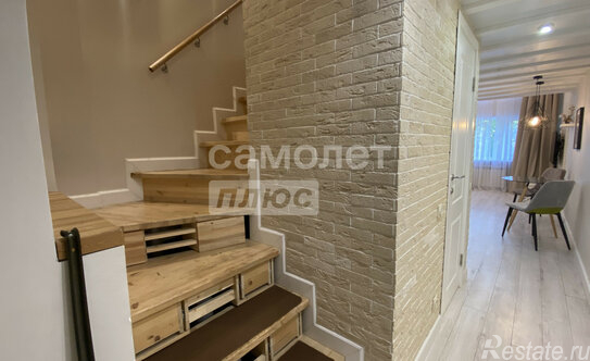 Продажа 2-комн квартиры на вторичном рынке Домодедовская улица,  д. 4