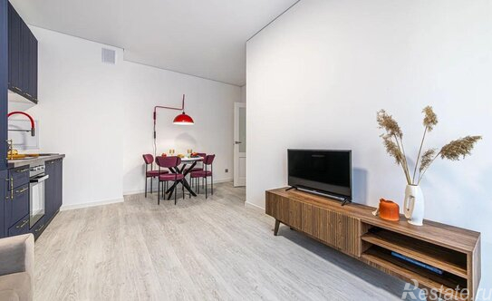 Продажа 2-комн квартиры на вторичном рынке Дальневосточный пр-кт,  д. 19,  к. 1