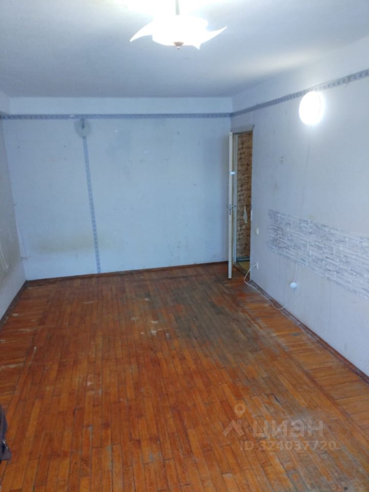 Продажа комнаты Светлановский проспект, 52