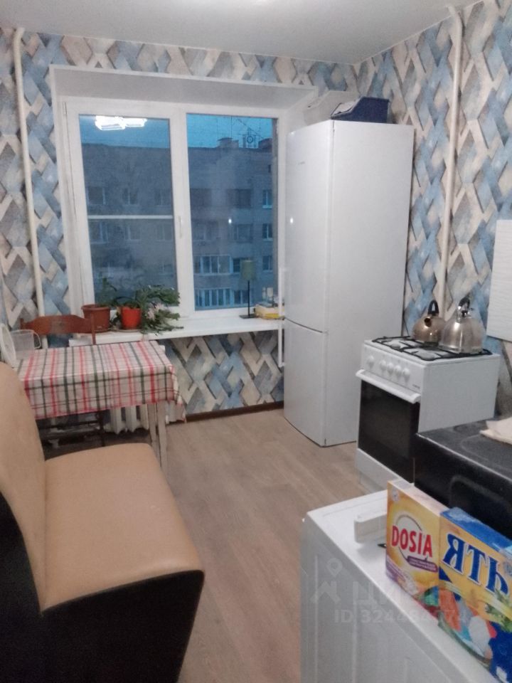 Продажа 2-комн квартиры на вторичном рынке Большеохтинский проспект, 14