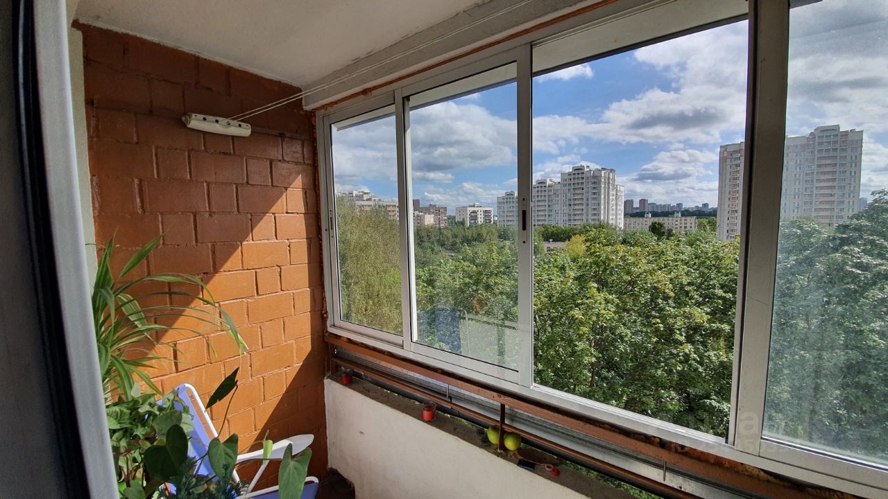 Продажа 3-комн квартиры на вторичном рынке проезд Черепановых, 68