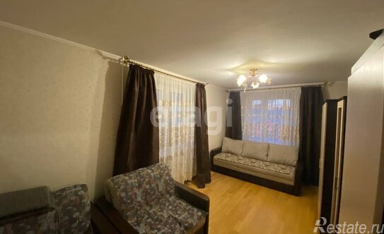 Продажа 2-комн квартиры на вторичном рынке улица Лескова,  д. 10