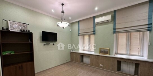 4-комн квартира Новинский б-р,  д. 18Б