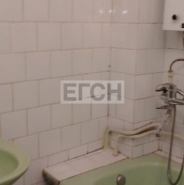 Продажа 1-комн квартиры на вторичном рынке улица Литвина-Седого,  д. 7А