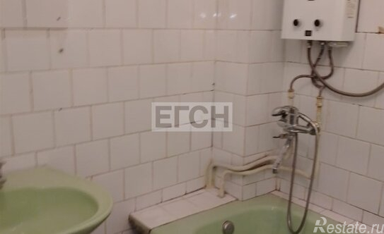 Продажа 1-комн квартиры на вторичном рынке улица Литвина-Седого,  д. 7А