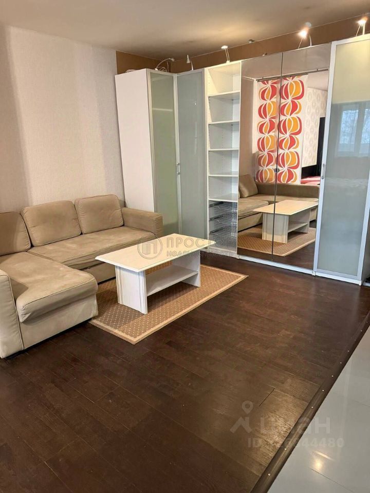 Продажа 1-комн квартиры на вторичном рынке Беловежская улица, 17К2