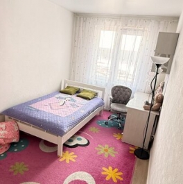 Продажа 2-комн квартиры на вторичном рынке ул Чароитовая,  д. 1,  к. 2