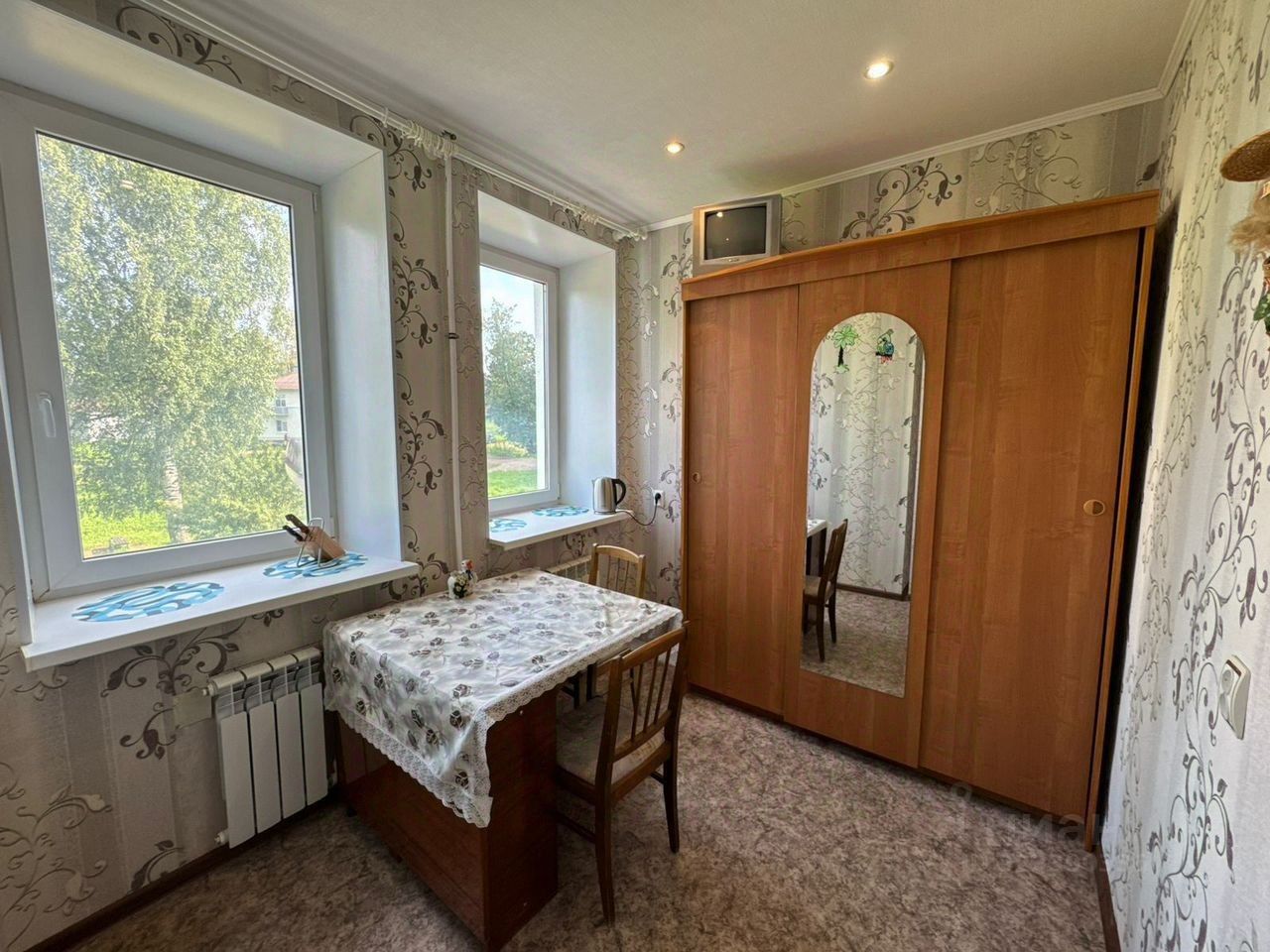 Продажа 4-комн квартиры на вторичном рынке Бокситогорск, шоссе Дымское, 4