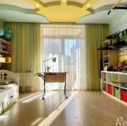 3-комн квартира Яхтенная улица