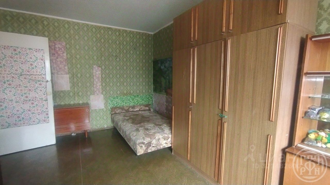 Продажа 1-комн квартиры на вторичном рынке Красное Село, улица Спирина, 2к1