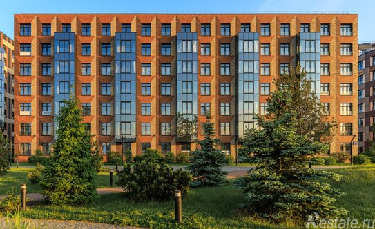 Продажа 3-комн квартиры на вторичном рынке Петровский пр-кт,  д. 11 к2