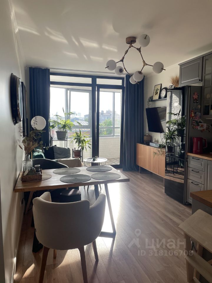 Продажа 2-комн квартиры на вторичном рынке Уральская улица, 2