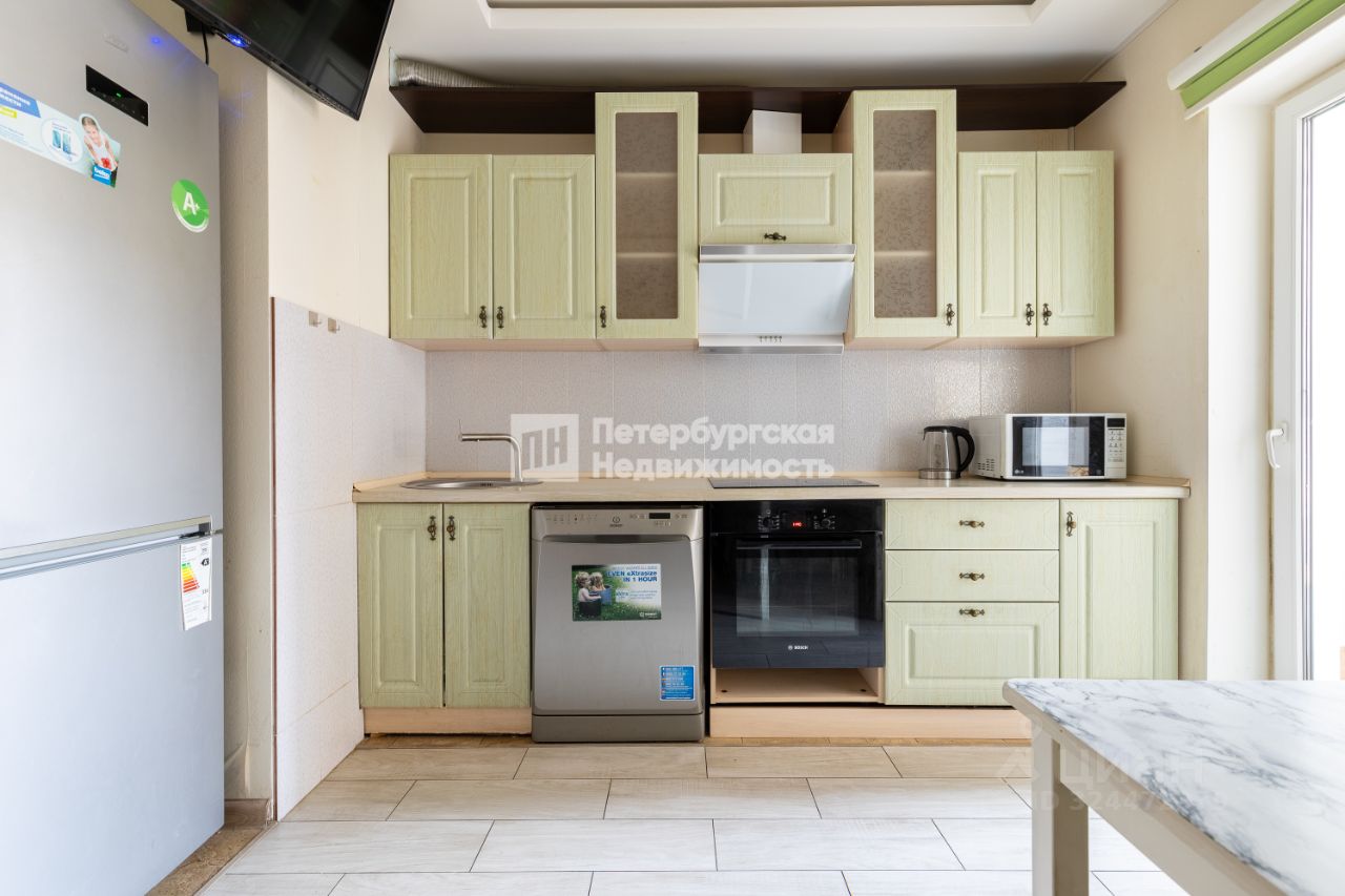 Продажа 2-комн квартиры на вторичном рынке Московский проспект, 73к5