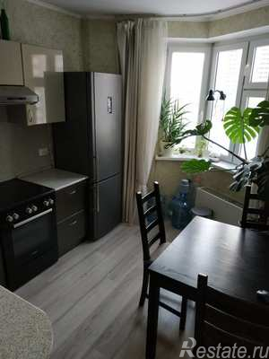 Продажа 1-комн квартиры на вторичном рынке Лобня, Катюшки ул,  д. 50