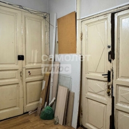 Продажа 5-комн квартиры на вторичном рынке Полтавская ул