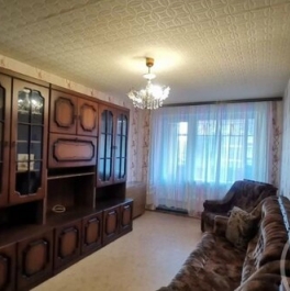 Продажа 3-комн квартиры на вторичном рынке Луга, пр-кт Володарского,  д. 34