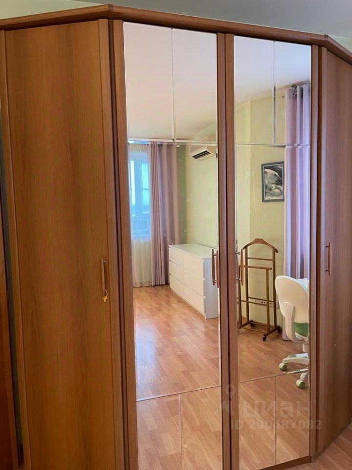 Аренда 3-комн квартиры на вторичном рынке улица Вешних Вод, 2К2