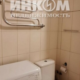 Продажа 2-комн квартиры на вторичном рынке ул Фомичёвой,  д. 3,  к. 1