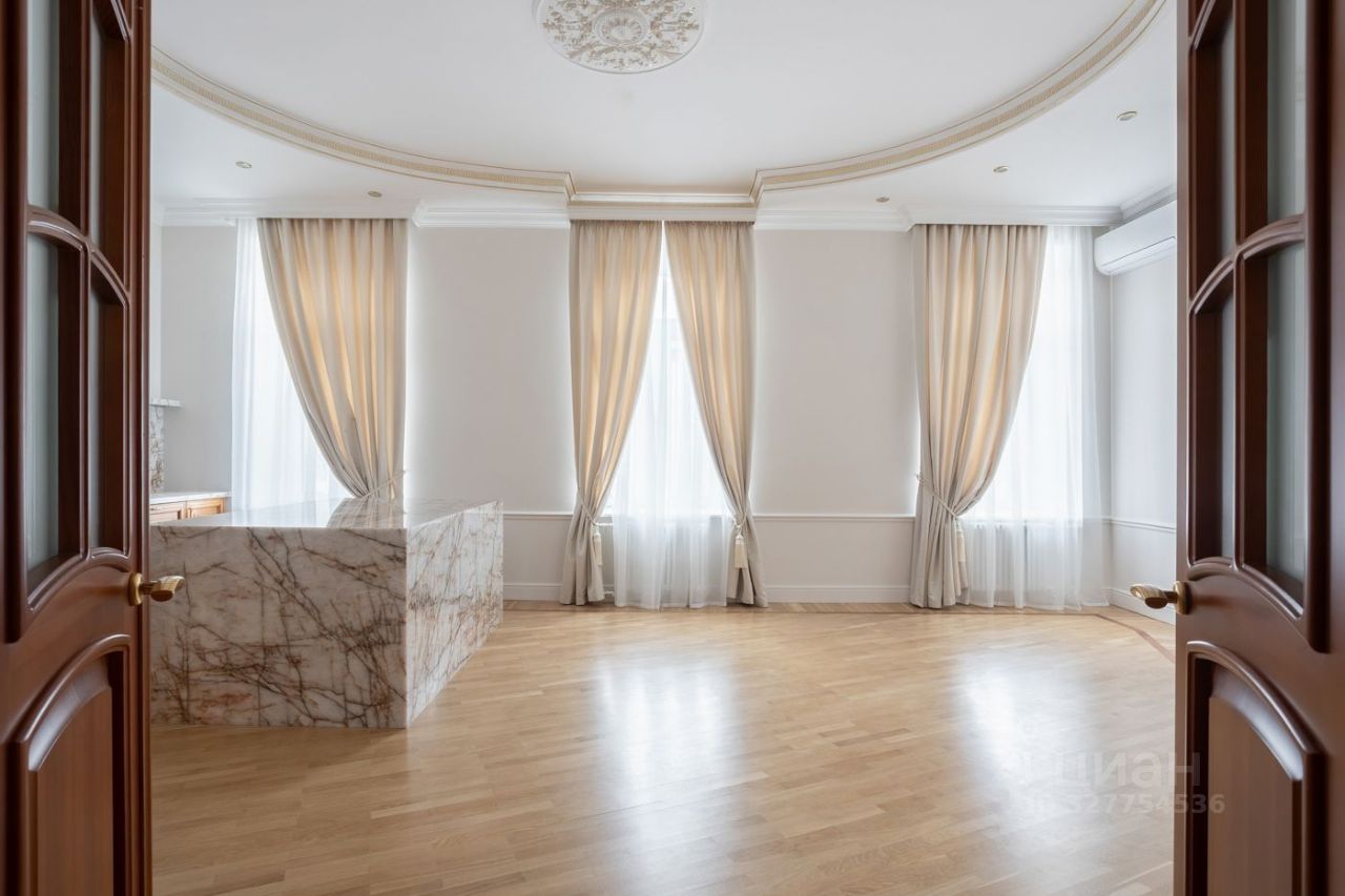 Продажа 6-комн квартиры на вторичном рынке улица Солянка, 1/2С2