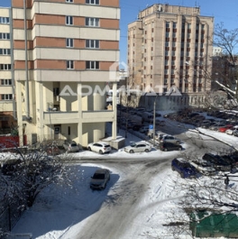 Продажа 2-комн квартиры на вторичном рынке Нарвский пр-кт,  д. 9