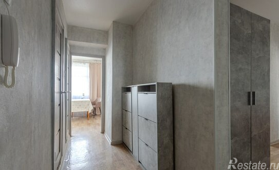 Продажа 3-комн квартиры на вторичном рынке Верхние Поля ул