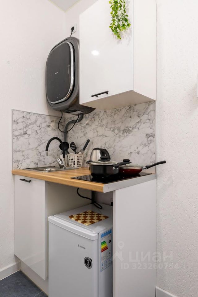 Продажа студии 1-я Васильевского острова линия, 18/2