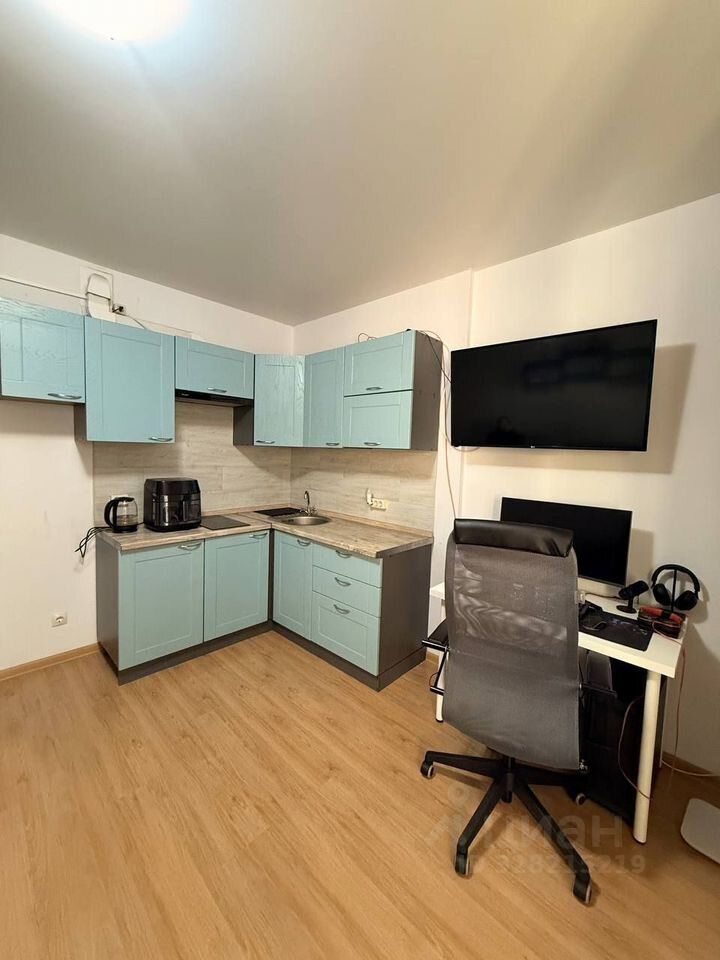 Продажа студии улица Федора Котанова, 13к1