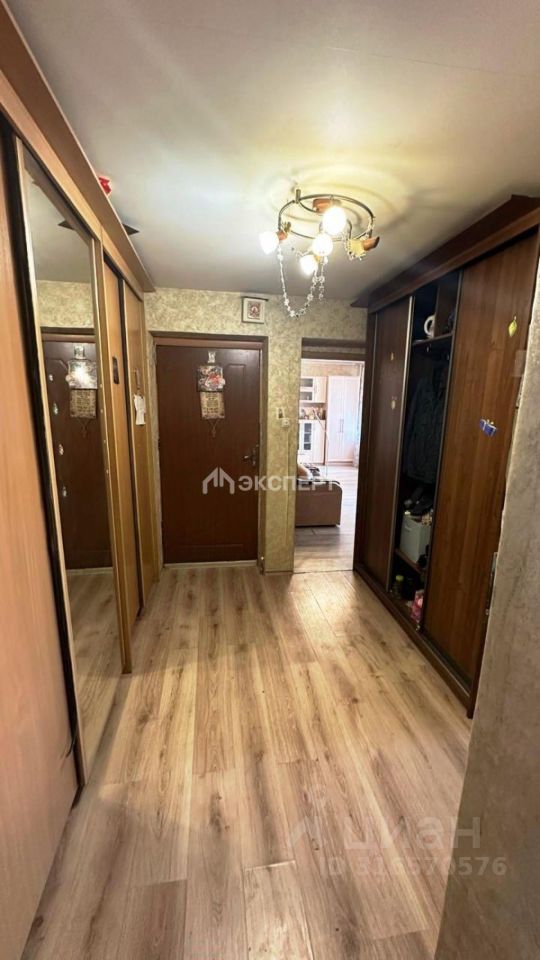 Продажа 3-комн квартиры на вторичном рынке Электросталь, Октябрьская улица, 8