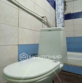 Продажа 2-комн квартиры на вторичном рынке Римского-Корсакова пр-кт,  д. 20