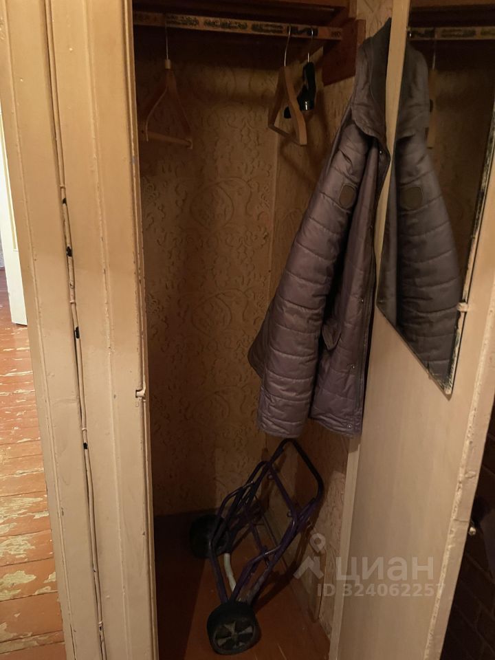 Продажа 3-комн квартиры на вторичном рынке пос. Шушары, Славянка тер., шоссе Колпинское, 8