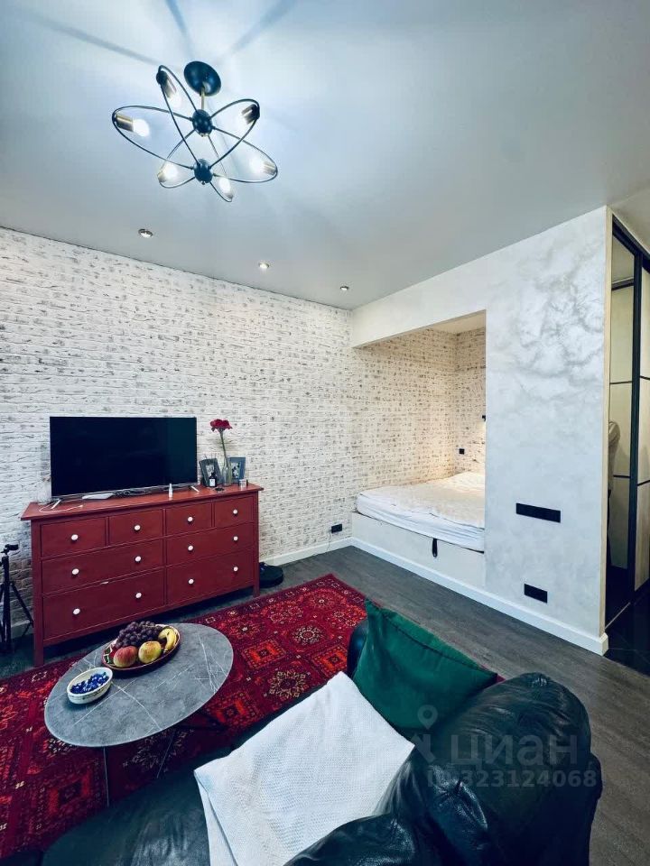 Продажа 1-комн квартиры на вторичном рынке с. Ромашково, проезд Рублевский, 40к1