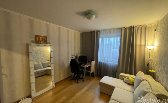 Продажа 2-комн квартиры на вторичном рынке ул Окская,  д. 3,  к. 1