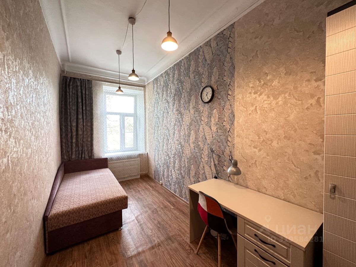 Продажа 3-комн квартиры на вторичном рынке Косая линия, 24/25