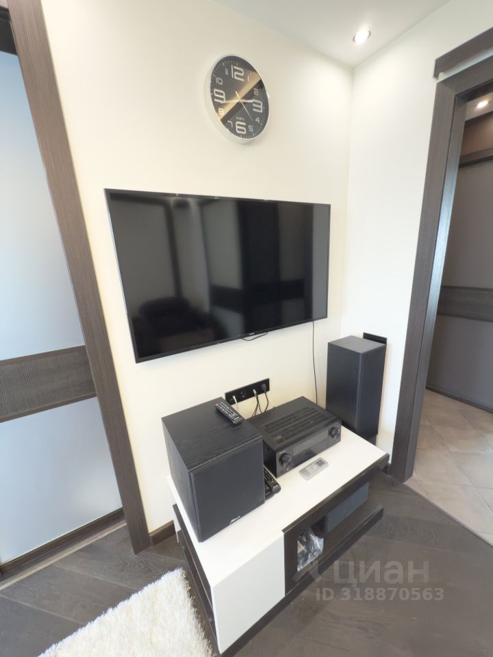 Продажа 3-комн квартиры на вторичном рынке Астрадамская улица, 4