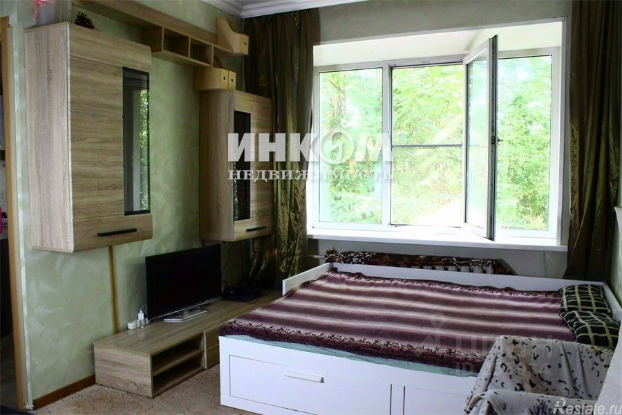 Продажа 1-комн квартиры на вторичном рынке Голицыно г, Керамиков пр-кт,  д. 100