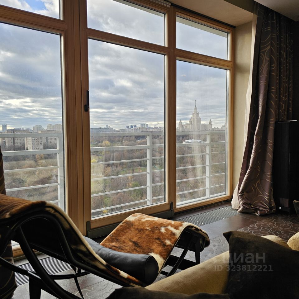 Продажа 5-комн квартиры на вторичном рынке улица Фотиевой, 6к1