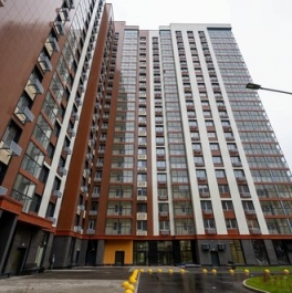 Продажа 3-комн квартиры на вторичном рынке улица Кедрова,  д. 16 к3