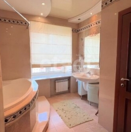 Продажа 4-комн квартиры на вторичном рынке Кораблестроителей ул,  д. 44,  к. 1